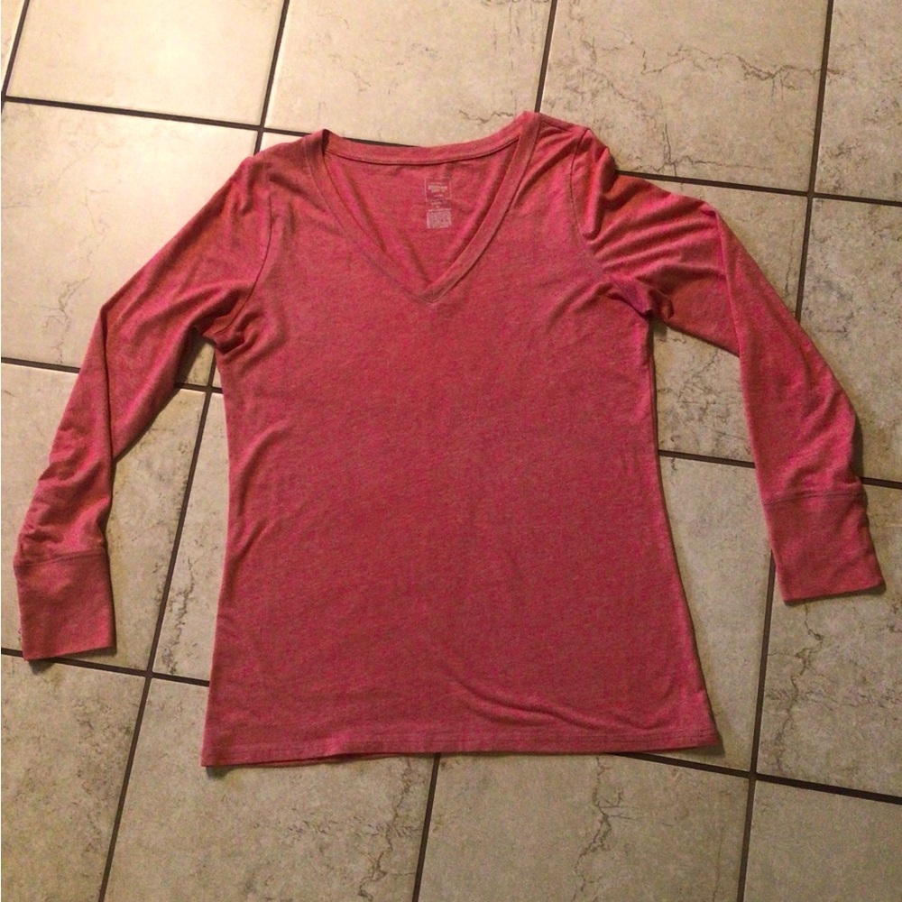 V-Neck Long Sleeve T-Shirt, Sz. M, color coral